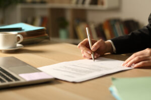 How Do Lawyers Usually Charge Clients?